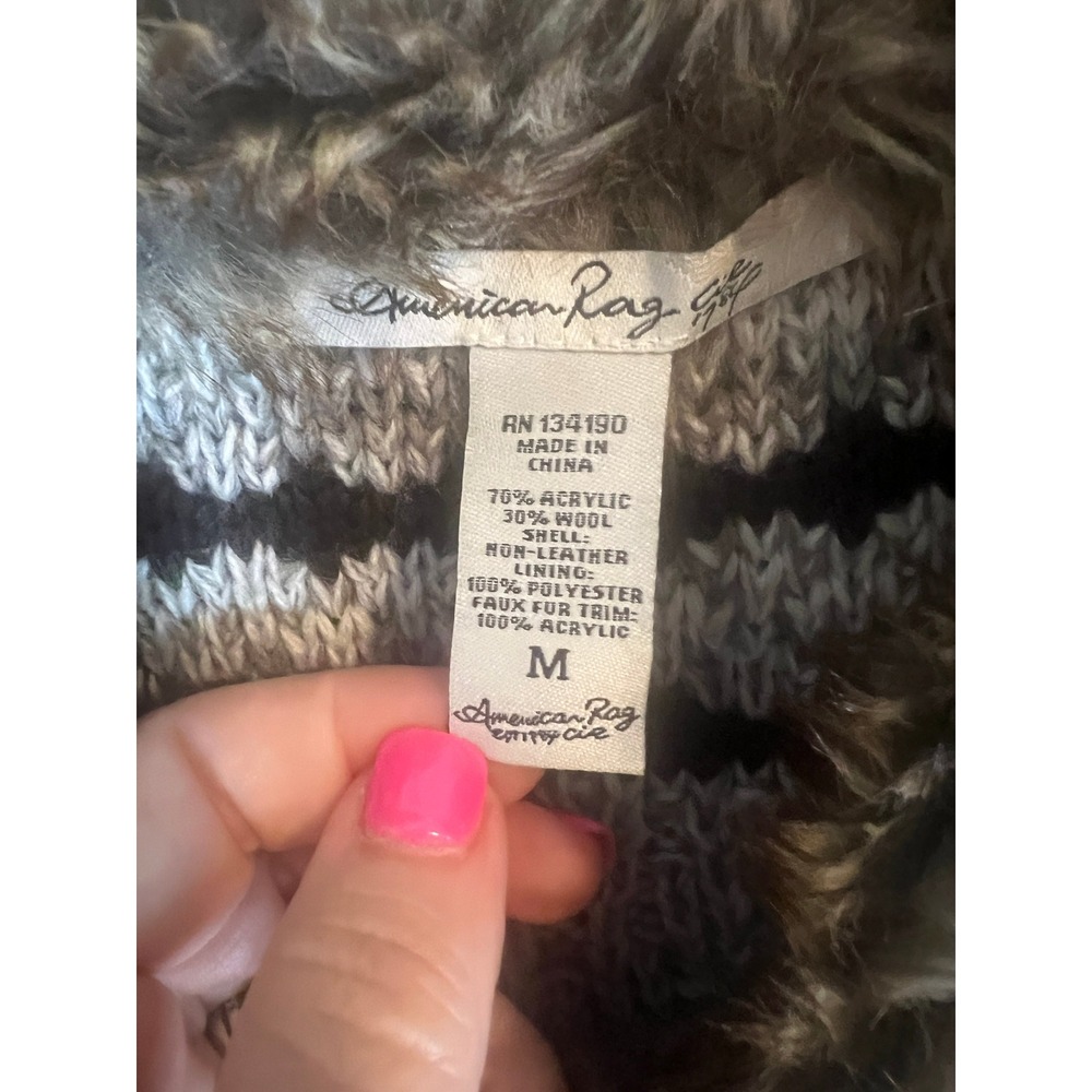 American Rag Cie Womens Gray Black Faux Fur Collar Knit Cardigan Sweater Size M - Picture 3 of 7